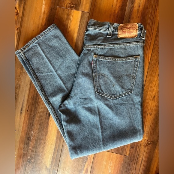 Levi’s 550 relaxed fit 40 x 32 - Picture 9 of 9